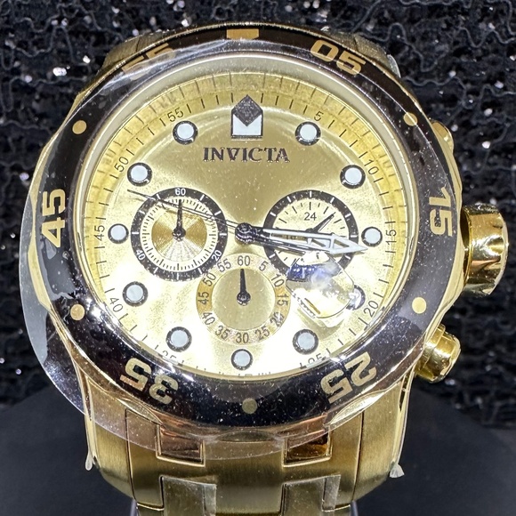 Men's (NWT) Gold Face with Black Touches, Gold Bezel & Bracelet Limited Edition - Picture 2 of 4